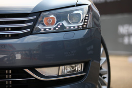 2011款上海大众全新帕萨特体验实拍