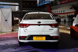 2017款起亚K2三厢