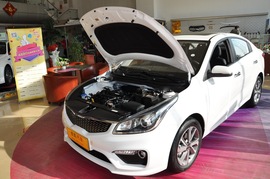 2017款起亚K2三厢