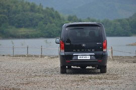 2016款江淮瑞风M5试驾组图