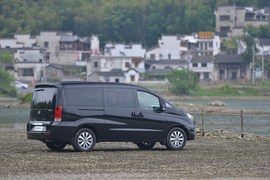 2016款江淮瑞风M5试驾组图