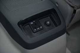 2016款江淮瑞风M5试驾组图