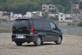 2016款江淮瑞风M5试驾组图