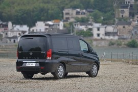 2016款江淮瑞风M5试驾组图