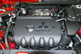 2016款三菱欧蓝德