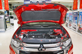 2016款三菱欧蓝德