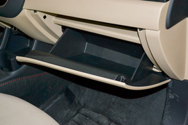 2016款三菱欧蓝德