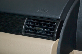 2016款三菱欧蓝德