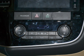 2016款三菱欧蓝德