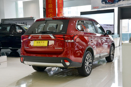 2016款三菱欧蓝德