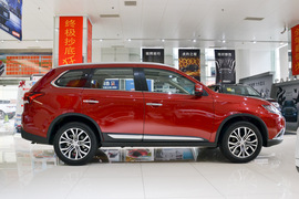 2016款三菱欧蓝德