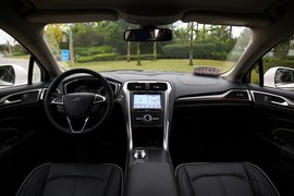 2017款福特新蒙迪欧EcoBoost245旗舰型