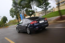 2017款福特新蒙迪欧EcoBoost245旗舰型