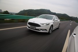 2017款福特新蒙迪欧EcoBoost245旗舰型