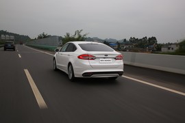 2017款福特新蒙迪欧EcoBoost245旗舰型