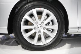 北京现代新悦动上海车展实拍