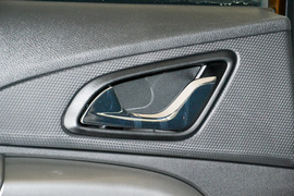 2017款奇瑞瑞虎5