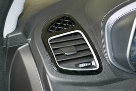 2017款奇瑞瑞虎5