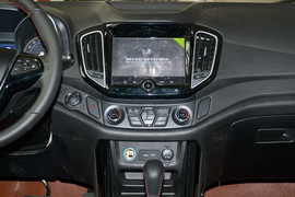 2017款奇瑞瑞虎5