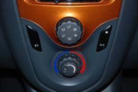 海马M11爱尚上海车展实拍