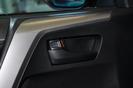 2016款丰田RAV4荣放
