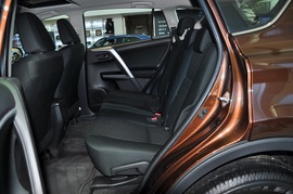 2016款丰田RAV4荣放