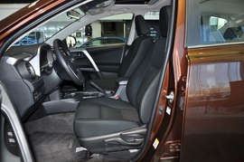 2016款丰田RAV4荣放