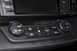 2016款丰田RAV4荣放