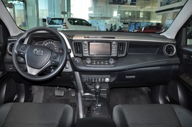 2016款丰田RAV4荣放
