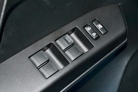 2016款丰田RAV4