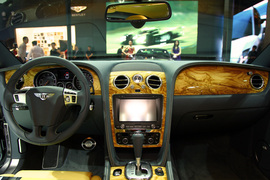 图解2011款宾利欧陆GT