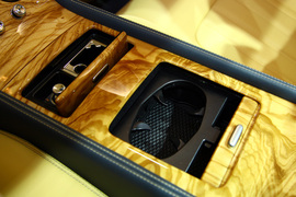 图解2011款宾利欧陆GT