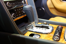 图解2011款宾利欧陆GT