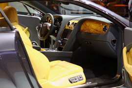 图解2011款宾利欧陆GT