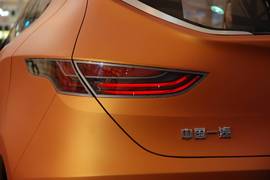 奔腾T012概念车