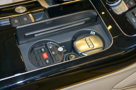 2016款奥迪A8L