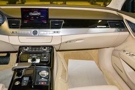 2016款奥迪A8L