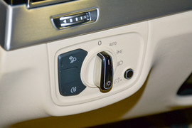 2016款奥迪A8L