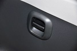 2011款广汽丰田雅力士1.6G