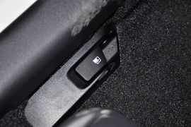 2011款广汽丰田雅力士1.6G