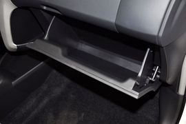 2011款广汽丰田雅力士1.6G