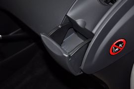 2011款广汽丰田雅力士1.6G