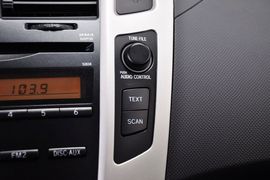 2011款广汽丰田雅力士1.6G