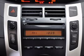 2011款广汽丰田雅力士1.6G