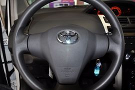 2011款广汽丰田雅力士1.6G