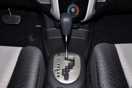 2011款广汽丰田雅力士1.6G