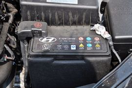 2011款北京现代雅绅特1.4GL