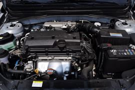   2011款北京现代雅绅特1.4GL 手动舒适型到店实拍