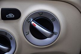 2011款雅绅特1.4GL