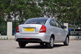 2011款雅绅特1.4GL